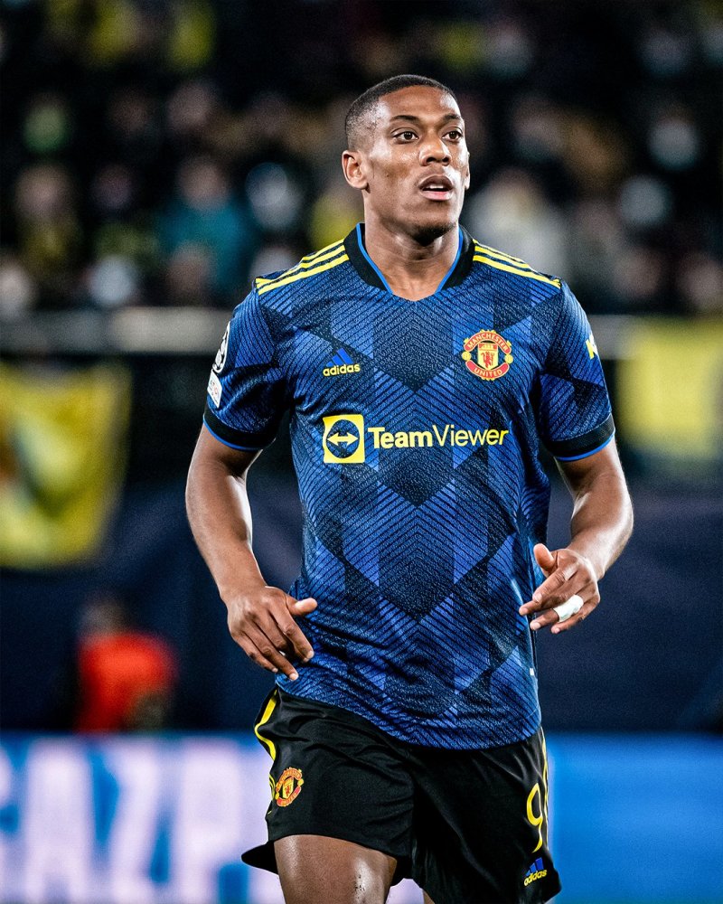 包含底特律活塞清晨官宣签约；志在欧联名次提升；压力陡增；赛程密集仍需轮换的词条-开云娱乐体育